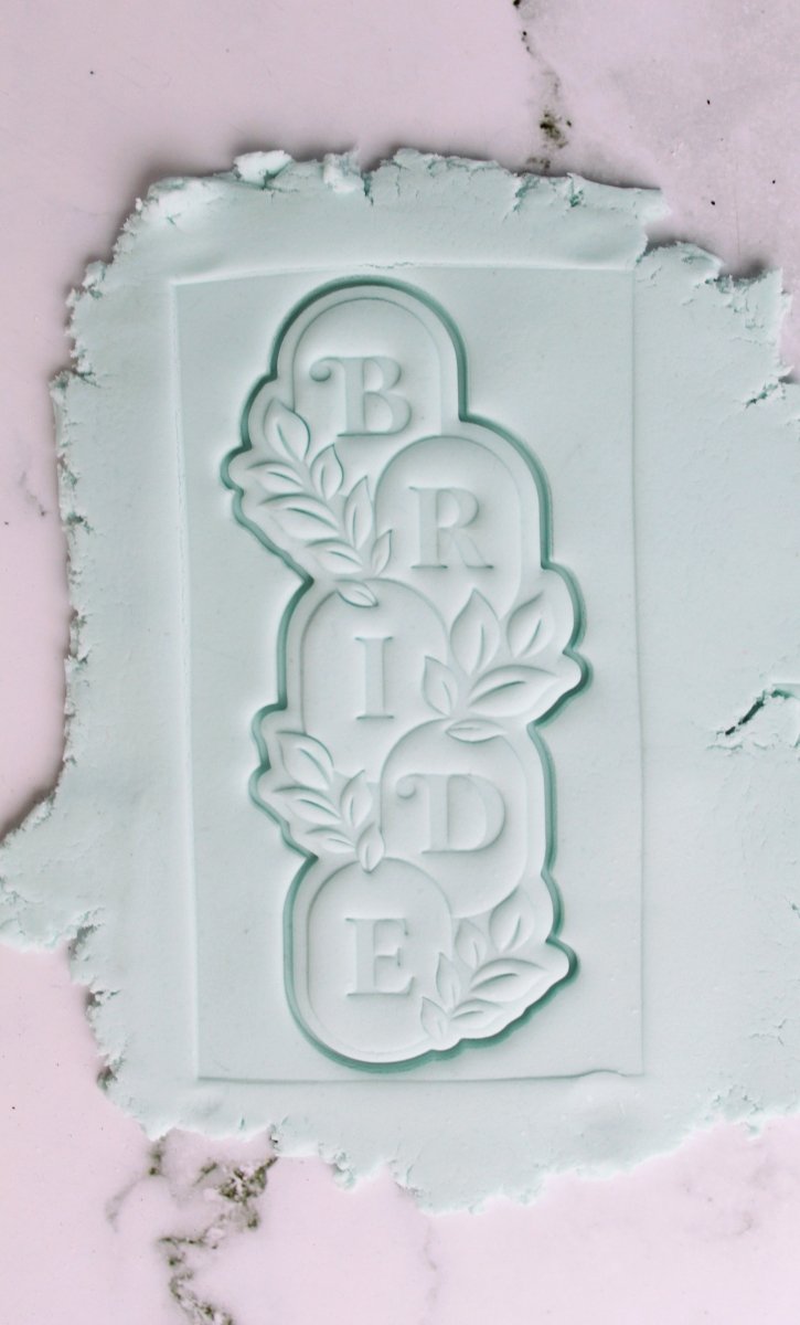 Bride Floral w/ Cutter - Engrav3D